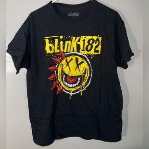Blink 182 tshirt